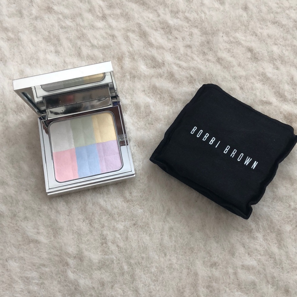 Bobbi Brown brightening powder